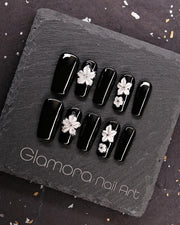Black & White 3D Floral Press-On Nails – Handmade Minimalist Dark Glam Nail Art | FDA-Approved